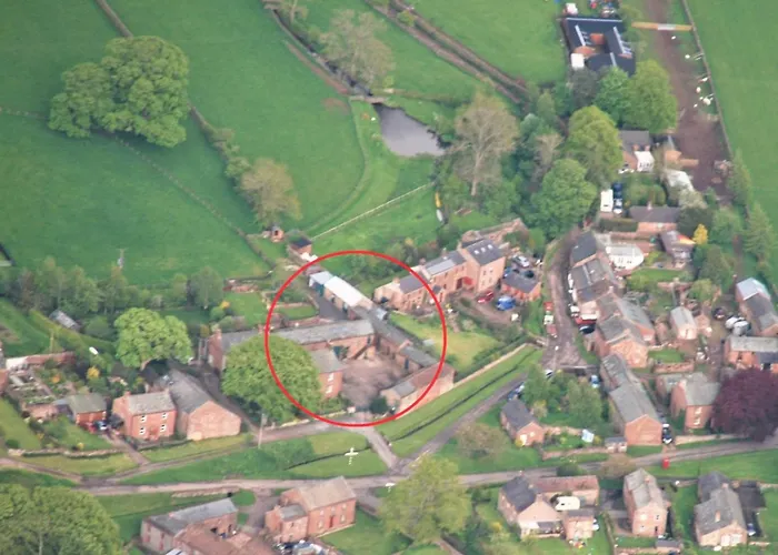 1 Bed In Penrith Oc-91164 *