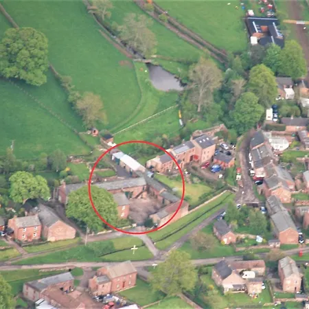 1 Bed In Penrith Oc-91164 *